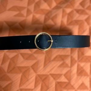 Black Old Navy belt